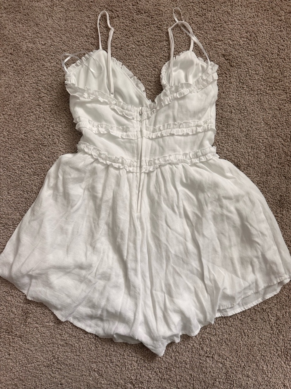 White Ruffle Linen Romper - Picture 2 of 3